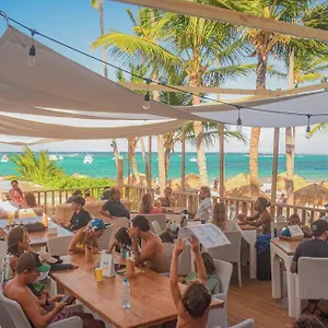 Hotel Vacation With Rooftop Pool, Beach Club, Restaurants - Playa Los Corales, Punta Cana